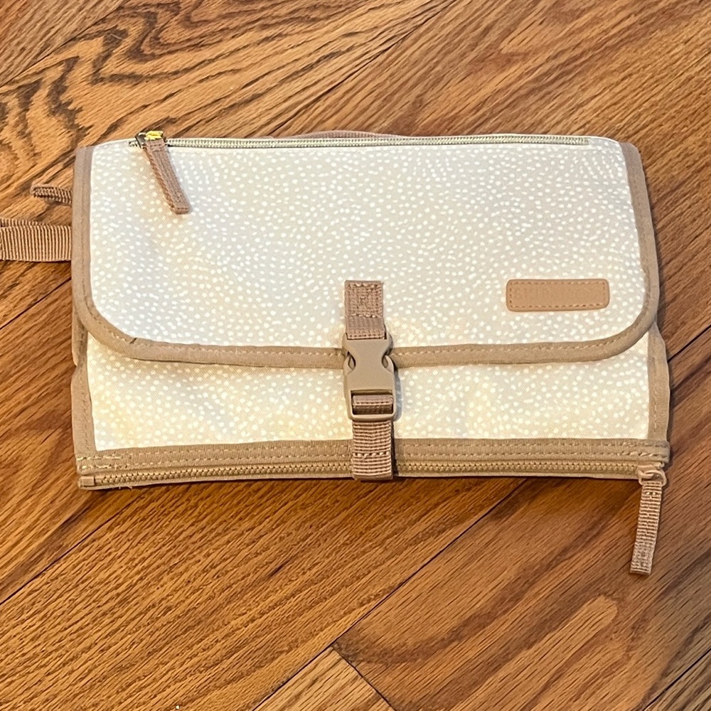 Skip Hop Cream and Tan Changing Pad